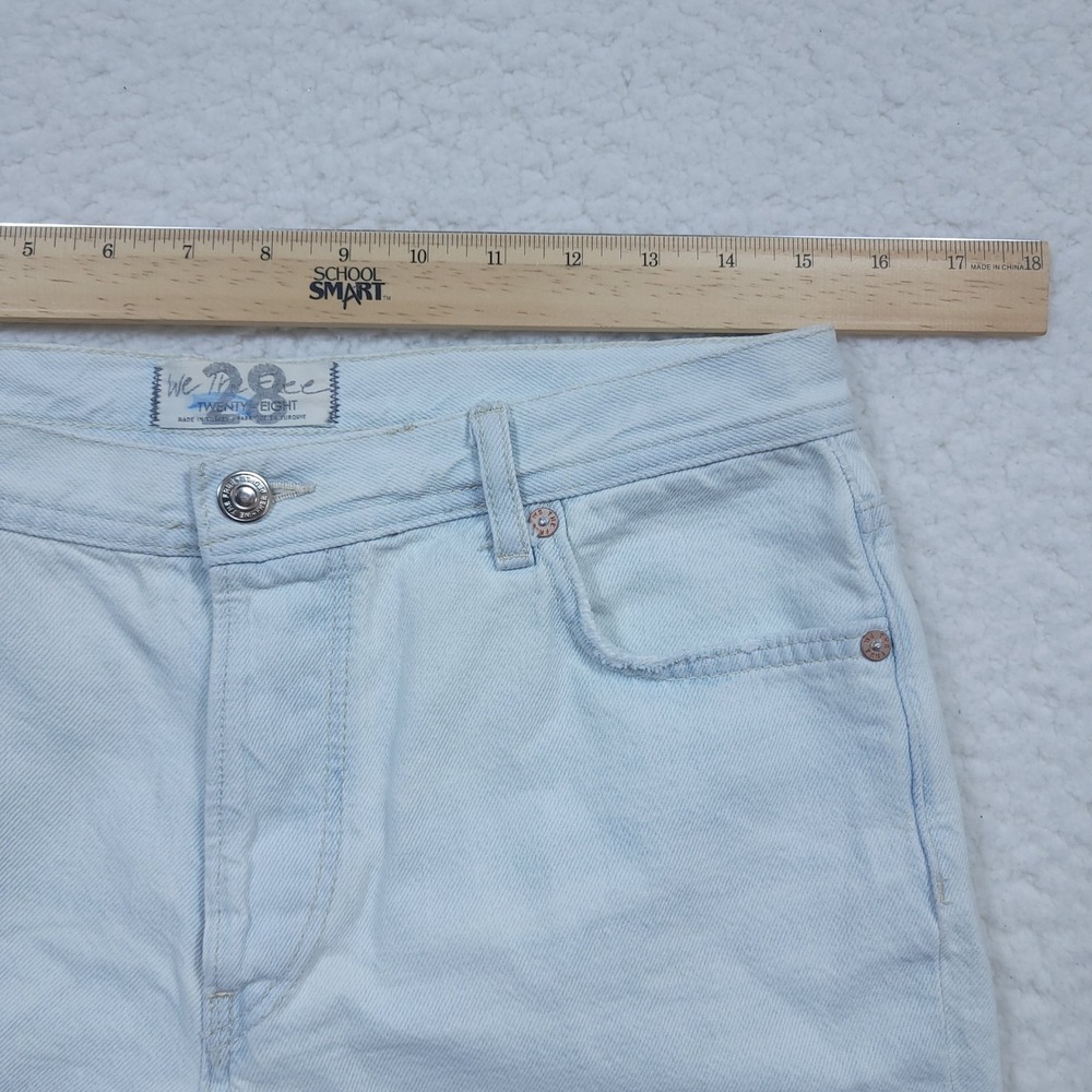We The Free Jeans Womens 28 Light Blue Destroyed Straight Leg Button Fly Grunge - Picture 4 of 7